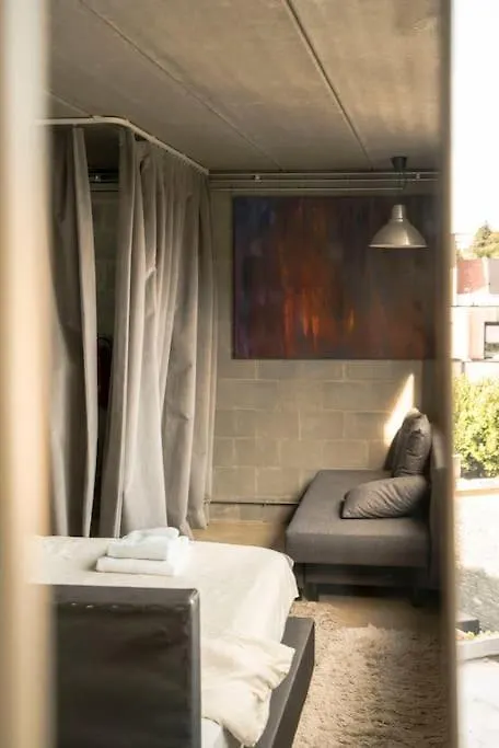 Mari'S: Multifunctional Shelter With Big Garden Villa Gent Vakantiehuis